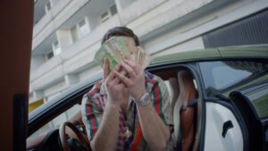 Filmstill: NIZI19 — MAKA KNACKER